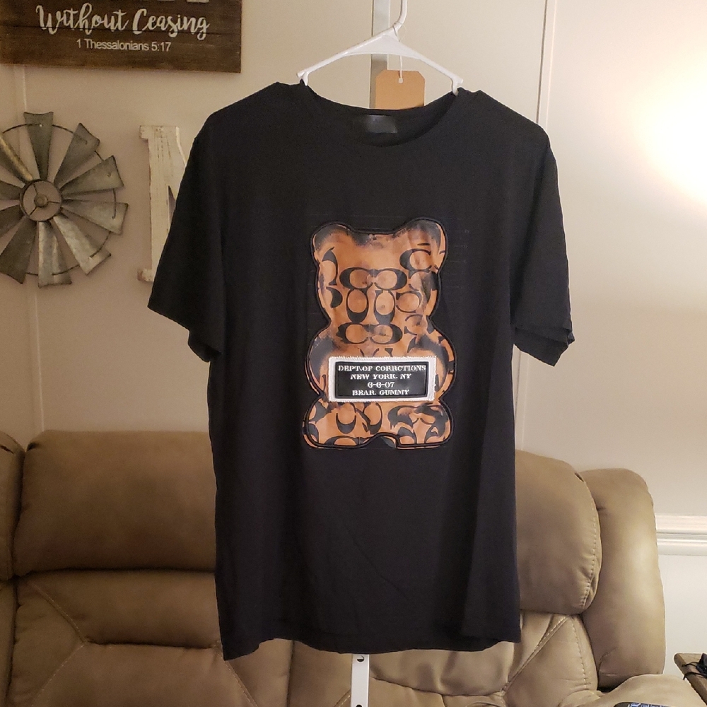 Coach Black T-Shirt with Brown Bear collectible Design L